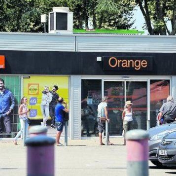 Avec ses trois boutiques et ses zones blanches, l'Ariège oubliée de la téléphonie mobile