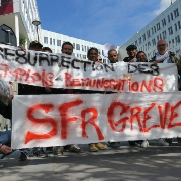 Des employés du groupe SFR en grève depuis dix jours